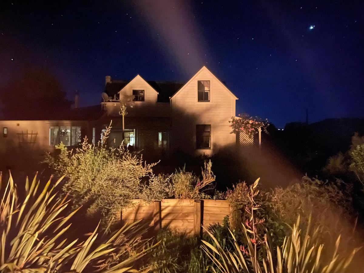 Ashley Villa Bnb タカカ エクステリア 写真